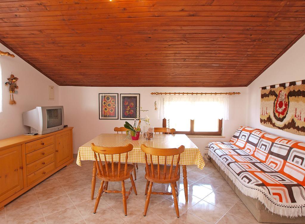 Apartment Vrcevan 895 Medulin Extérieur photo